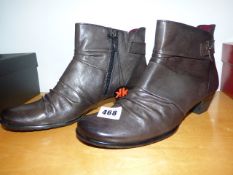 *Pair of Size 40 Lady's Dark Brown Ankle Boots
