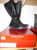 *Pair of Size 37 Lady's Black Leather Boots