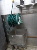 *Mobile Stainless Steel Washing Unit and a Hose Pipe on Reel