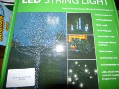 *LED STRING LIGHT WHITE