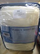 *KINGSIZE FLEECE SHEET SET
