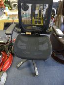 *METREX MESH CHAIR