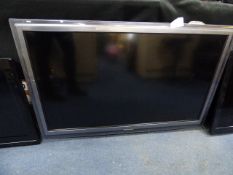 *TOSHIBA 32 BLACK HD 