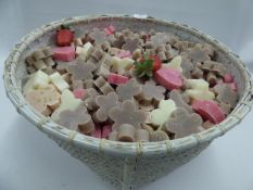 *BASKET CONTAINING A LARGE QUANTITY OF SCENTED SOAPS