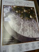 *Christmas Tree Skirt 66