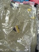 *6 Pairs of Oakman Portland Shorts in Various Sizes