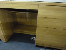 *Single Pedestal Knee Hole Desk with 3 Drawers in Light Oak Finish