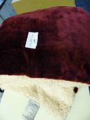 Super Plus Sherpa Throw