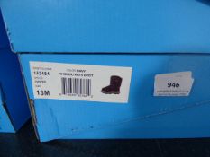 *Navy Khombu Children's Boots Size 13