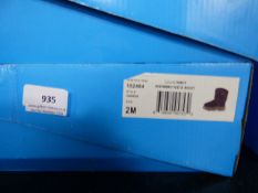 *Navy Khombu Children's Boots Size 2