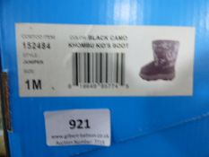 *Black Khombu Children's Boots Size 1