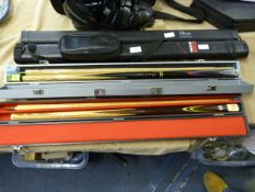 4 Snooker Cues in Cases