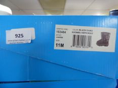*Black Khombu Children's Boots Size 11