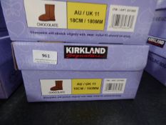 *Kirkland Sheepskin Boots - Chocolate Size 11