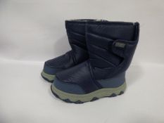 *Pair of Navy Khombu Kids Snow Boots - Size 12