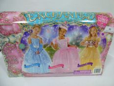 *PRINCESS DRESS UP CHEST WITH COSTUMES
