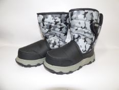 *Black Camo Khombu Boot - Size 1