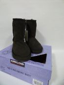 *Pair of Sheepskin Boots Size 11 - Chocolate