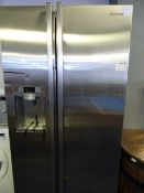*SAMSUNG SIDE BY SIDE FRIDGE FREEZER WITH WATER AND ICE DISPENSER