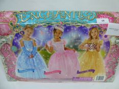 *PRINCESS DRESS UP CHEST
