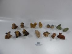 Tray of Wade Figurines