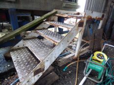 Set of 4 Tread Aluminium and Steel Access Steps