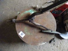 Piece of Machine Steel and a Cylinder Horner