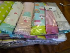 *4 x 7 Girls Pants Aged 2-3