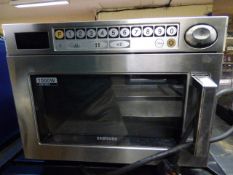 *Samsung Commercial Microwave Oven Model CM1029