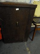 Singer Sewing Machine in Dark Wood Cabinet