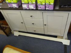*3 Drawer 2 Door Sideboard Unit