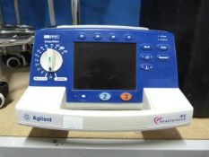 * Philips / Agilent Heartstart / Heartstream XL Defibrillator with ECG and Pacing - AED mode