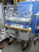 * Drager 8000IC Incubator