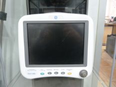* GE Dash 4000 Patient monitor