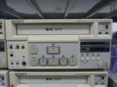 * Sony SVO-9500 MDP S-VHS Medical Grade VCR