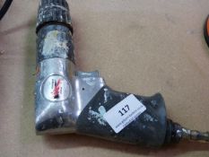 *Pneumatic Drill with Keyless Chuck
