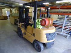 *Mitsubishi FD25 2.5 Tonne Forklift Truck with Free Lift Duplex Mast and Side Shift - to stay at the