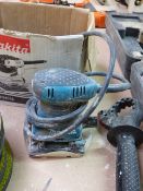 *Makita 110V Pad Sander B04555