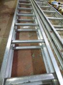 *22 Rung Double Extending Aluminium Ladder