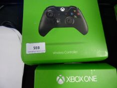 *XBOX ONE WIRELESS CONTROLLER