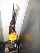 *DYSON DC33 UPRIGHT VACUUM CLEANER