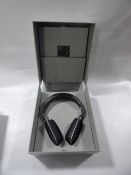 *HARMAN KARDON CL OVER EAR SILVER AND BLACK HEADPHONES