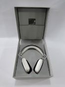 *HARMAN KARDON CLW OVER EAR HEADPHONES WHITE