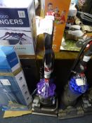*DYSON DC33 ANIMAL UPRIGHT VACUUM CLEANER