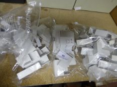 4 Bags of YT2 Internal-External Corner Brackets