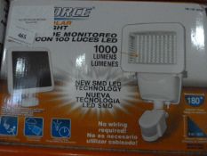 *100 LED SOLAR MOTION