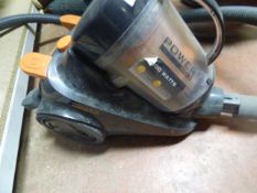 *Vax 2000w Cylinder Vacuum with Hose