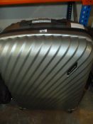 *CARLTON V-LITE SPINNER 3 PIECE LUGGAGE SET