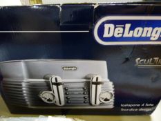Delonghi Scultura 4 Slice Toaster