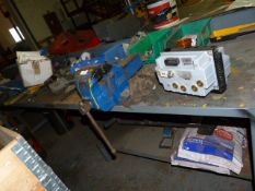 *Engineers Work Bench Fitted With Engineers Vice